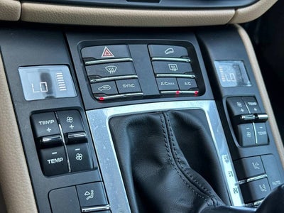 2020 Porsche Macan Macan