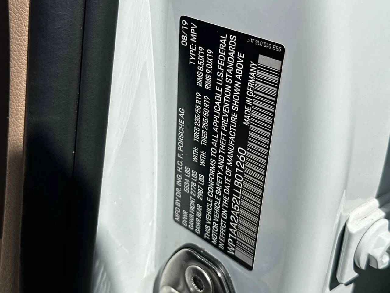 2020 Porsche Macan Macan
