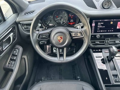 2025 Porsche Macan AWD