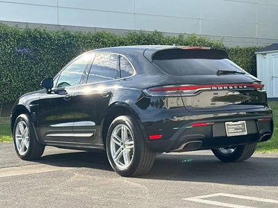 2025 Porsche Macan AWD