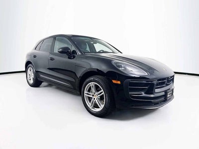 2025 Porsche Macan AWD