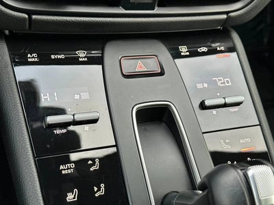 2025 Porsche Macan AWD