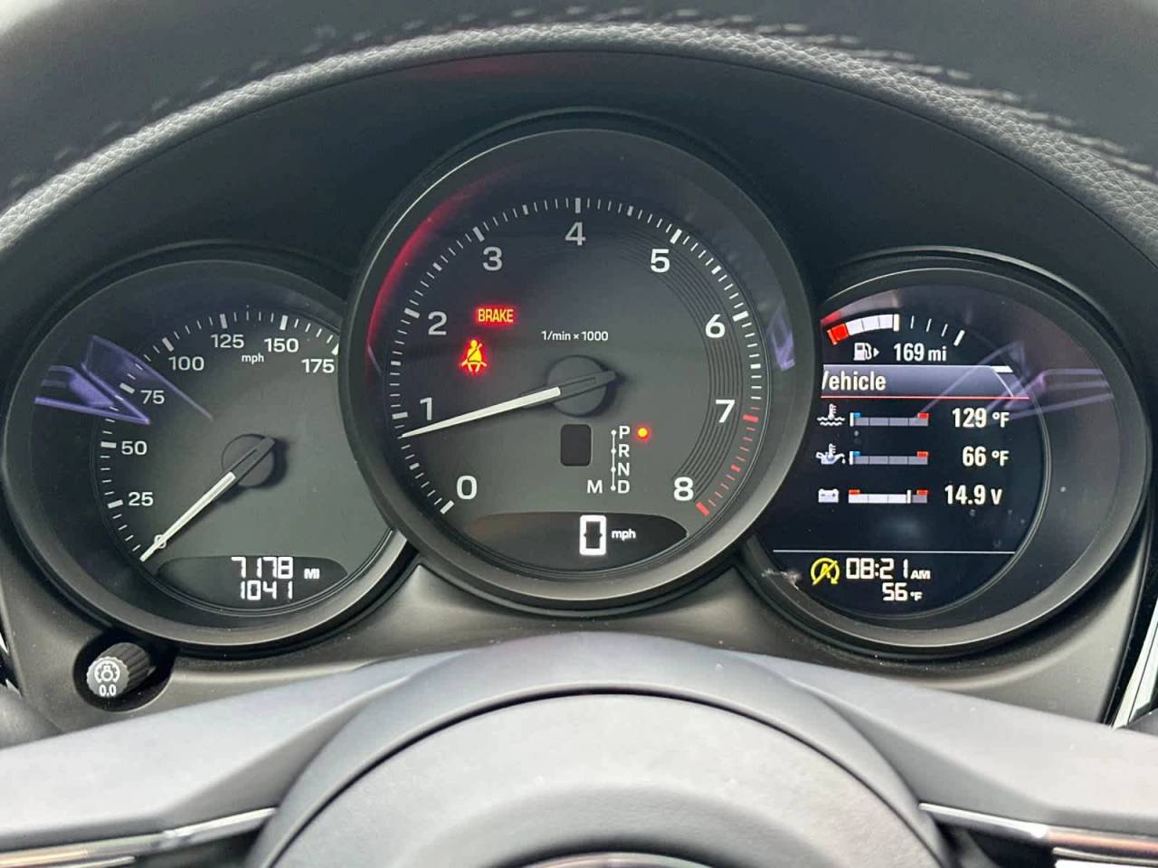 2025 Porsche Macan AWD