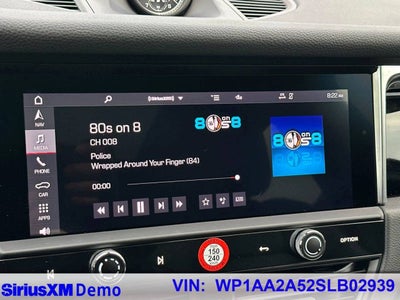 2025 Porsche Macan AWD