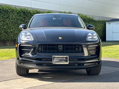 2025 Porsche Macan AWD