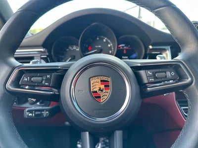 2025 Porsche Macan AWD