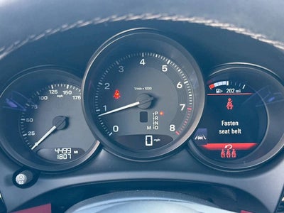 2025 Porsche Macan AWD