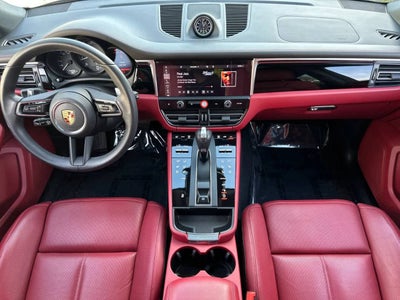 2025 Porsche Macan AWD