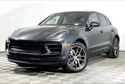 2025 Porsche Macan AWD