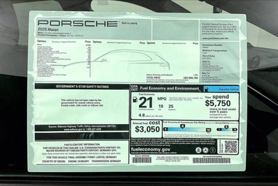2025 Porsche Macan AWD
