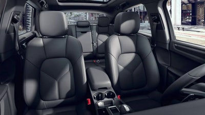 2025 Porsche Macan AWD