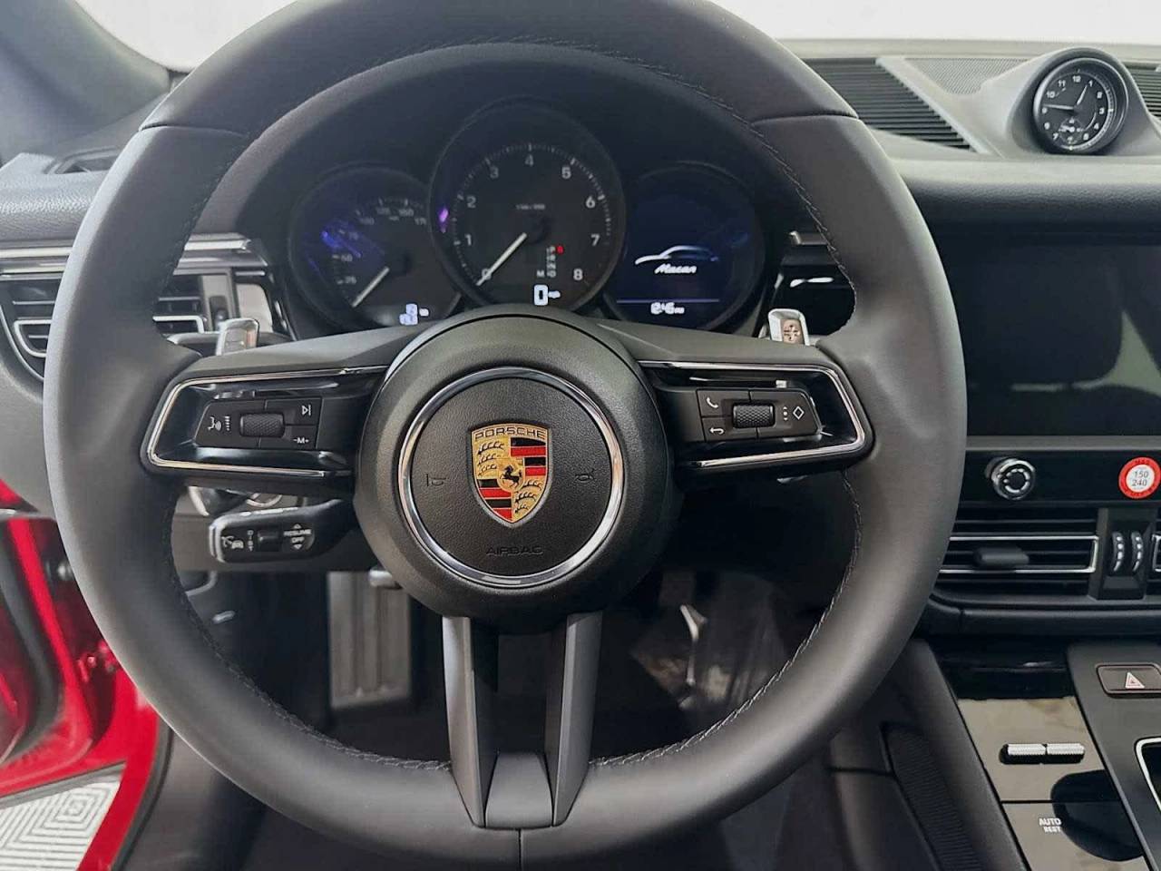 2025 Porsche Macan AWD