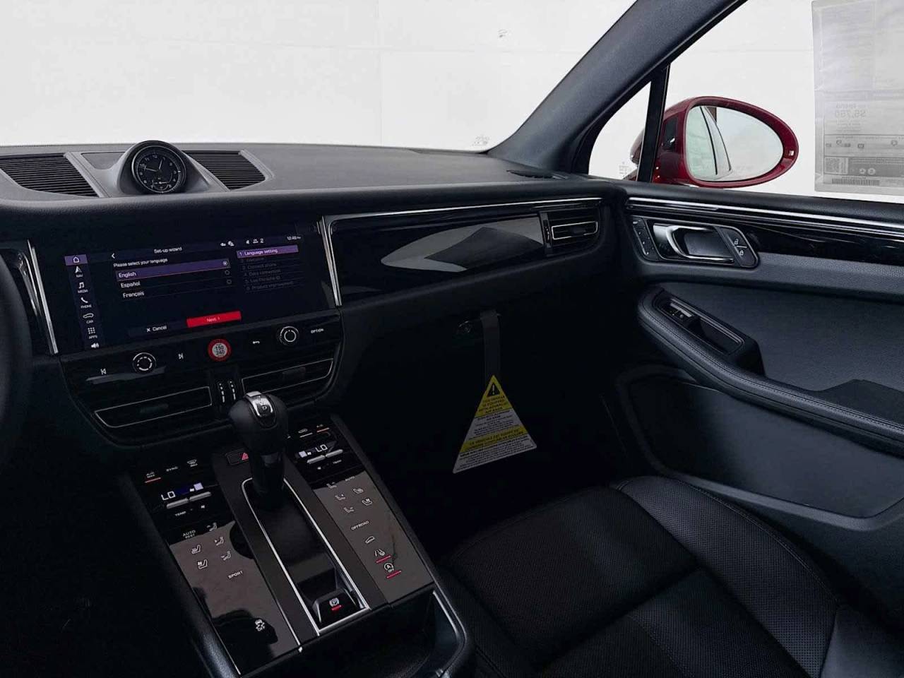 2025 Porsche Macan AWD