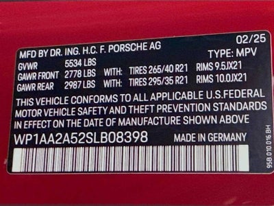 2025 Porsche Macan AWD