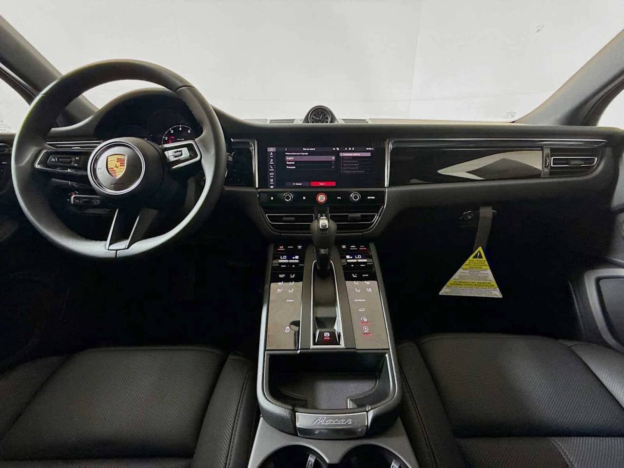 2025 Porsche Macan AWD