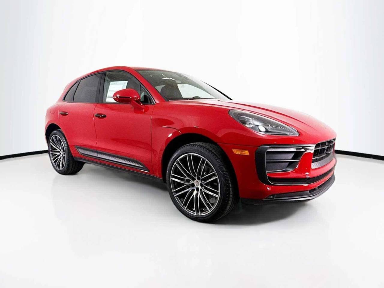 2025 Porsche Macan AWD