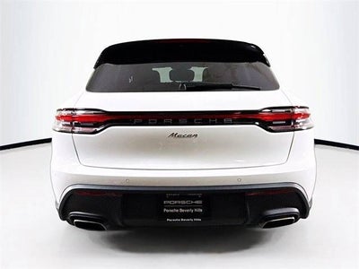 2025 Porsche Macan Base