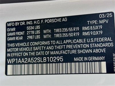 2025 Porsche Macan Base