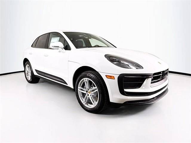 2025 Porsche Macan Base