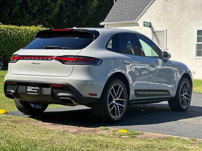 2025 Porsche Macan Base