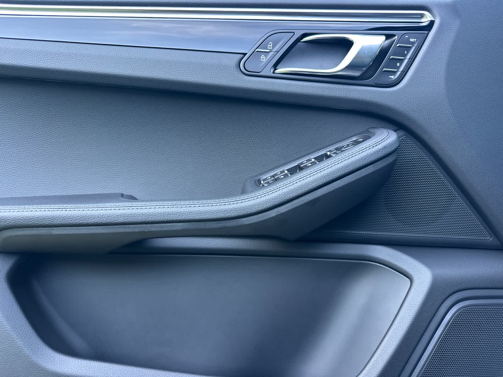 2025 Porsche Macan Macan