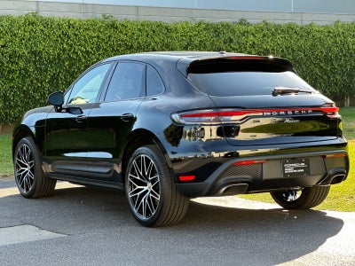 2025 Porsche Macan Macan