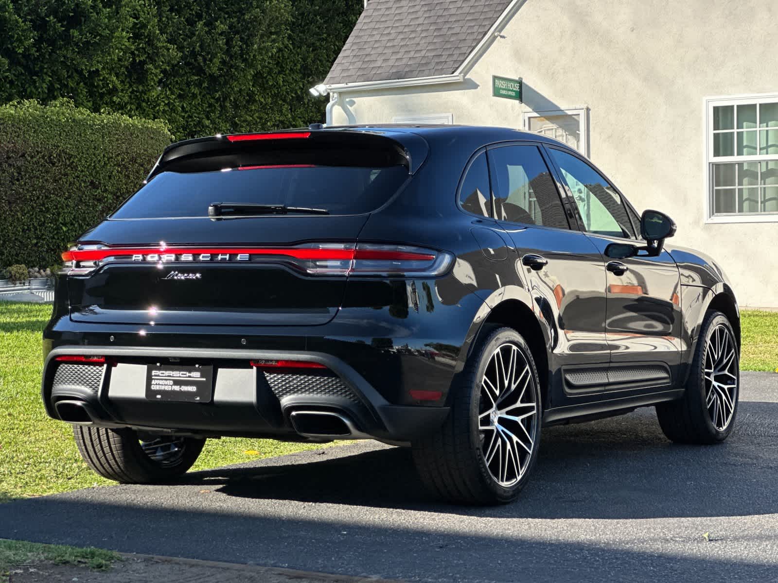 2025 Porsche Macan Macan