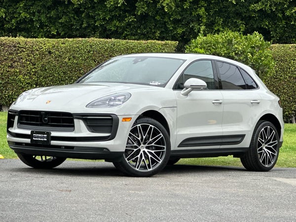 2026 Porsche Macan
