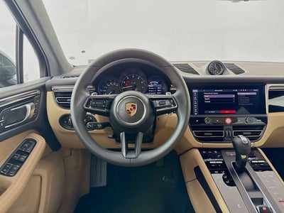 2026 Porsche Macan AWD