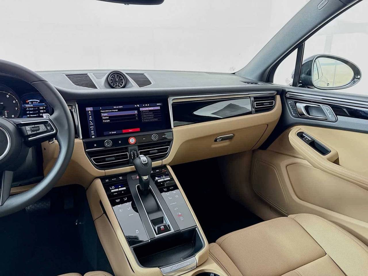 2026 Porsche Macan AWD