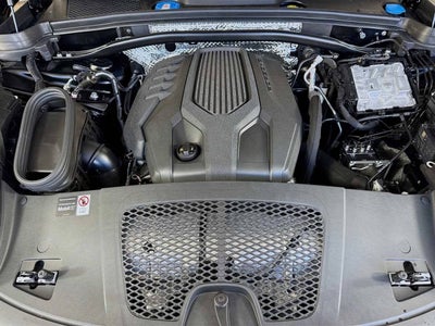 2026 Porsche Macan AWD