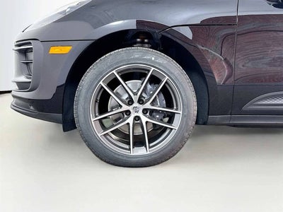 2026 Porsche Macan AWD