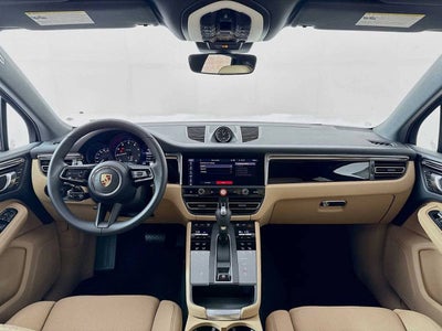 2026 Porsche Macan AWD