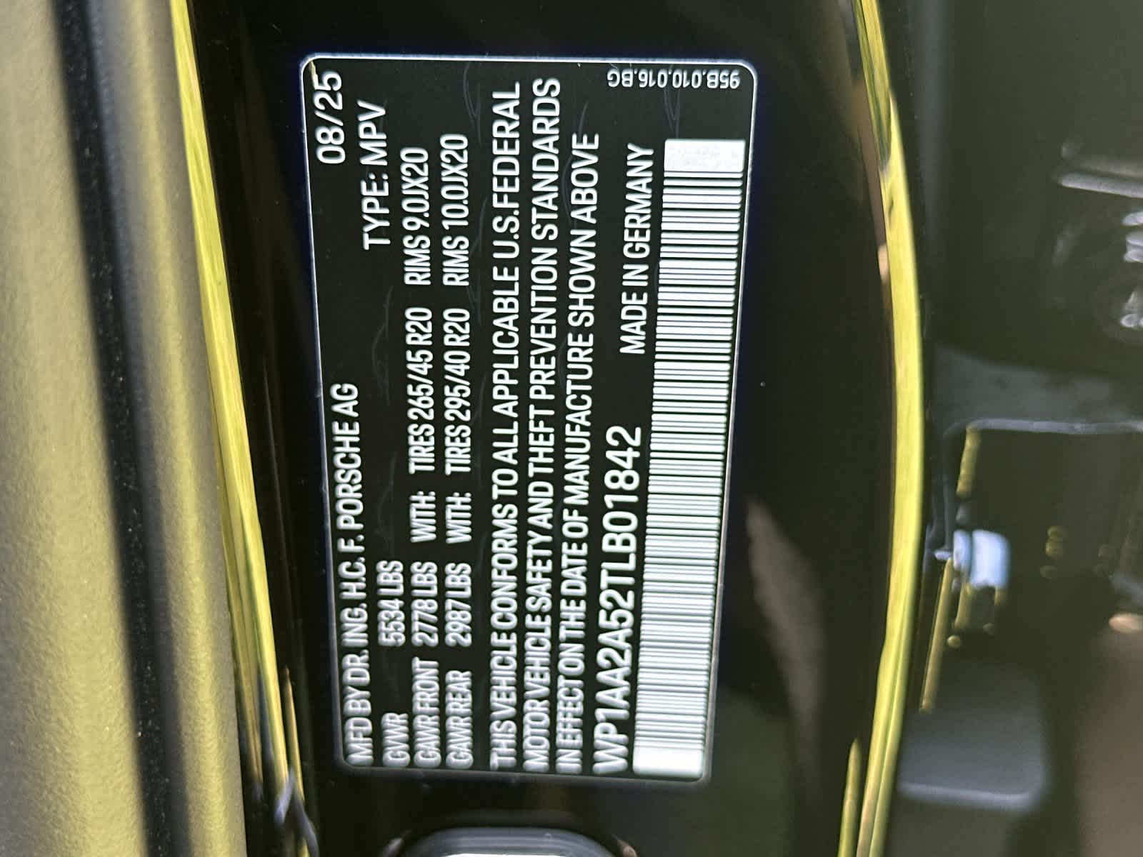2026 Porsche Macan Macan