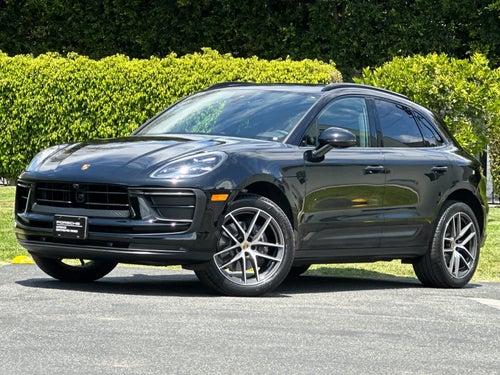 2026 Porsche Macan Base
