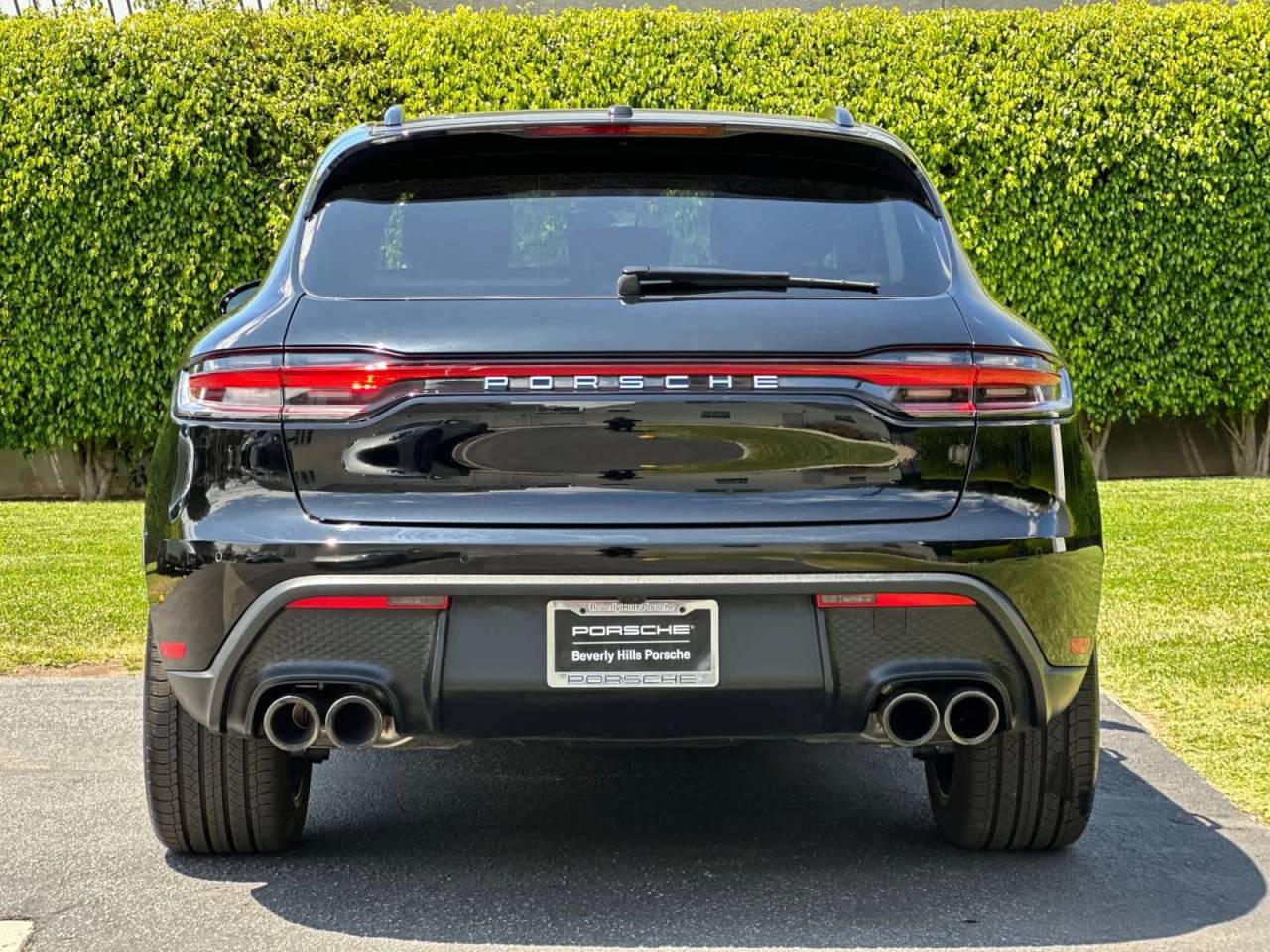 2026 Porsche Macan Base