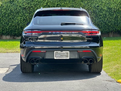 2026 Porsche Macan Macan