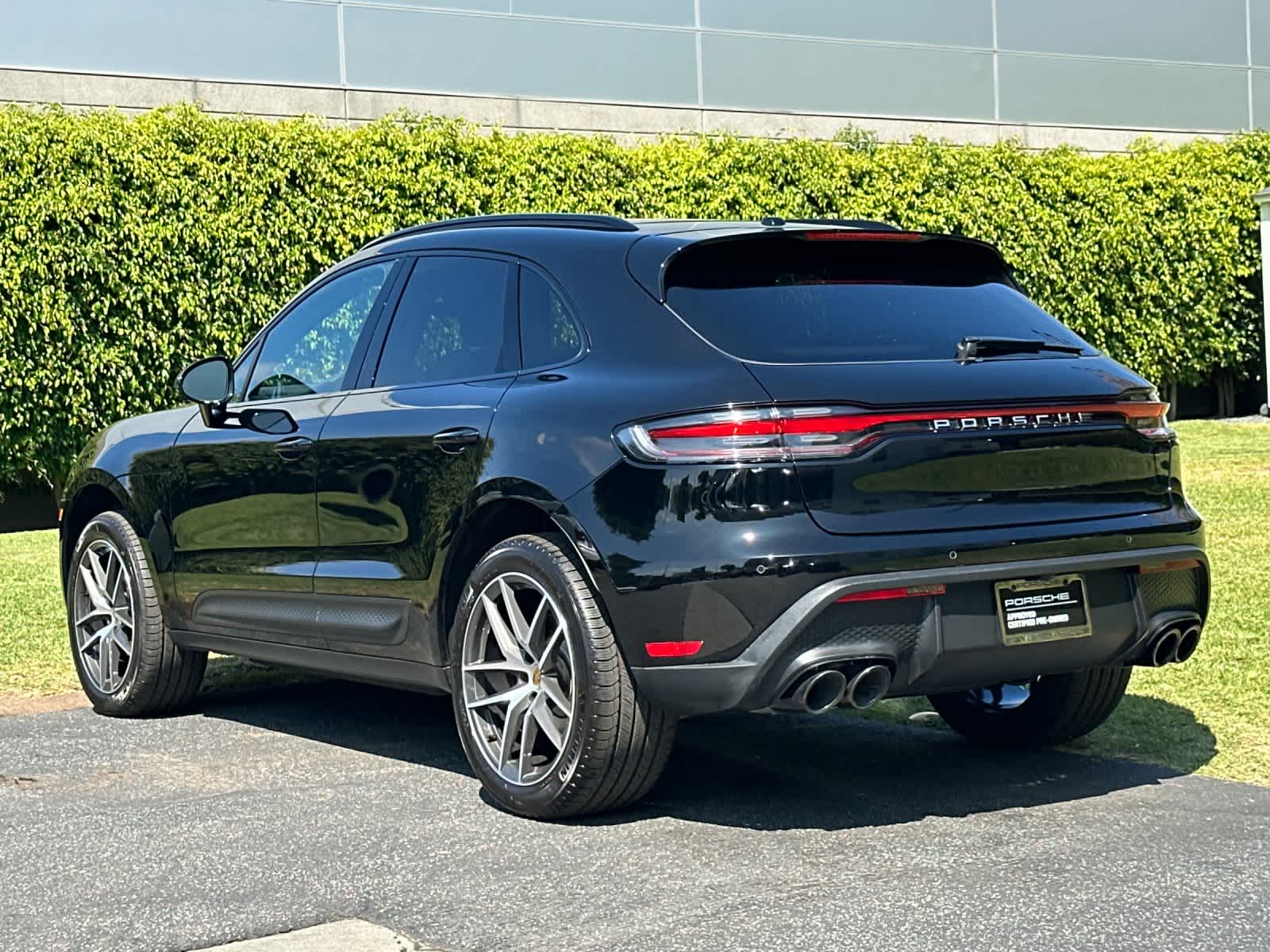 2026 Porsche Macan Macan