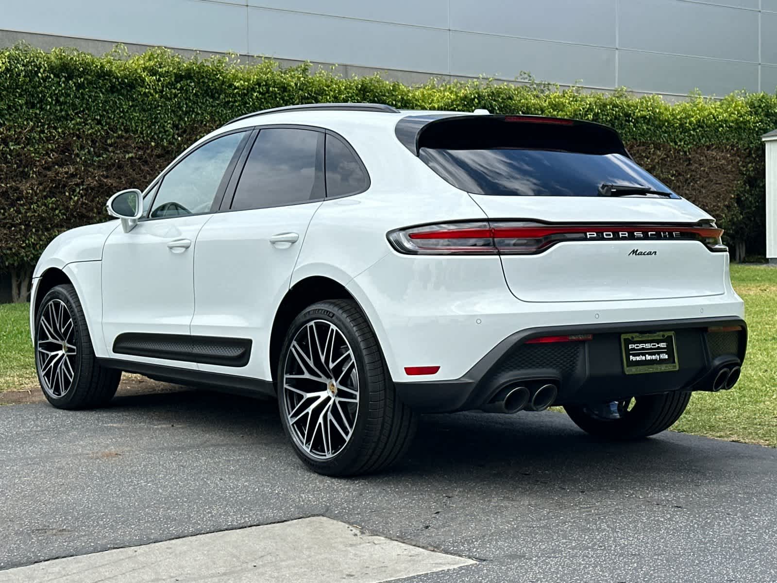 2026 Porsche Macan Macan