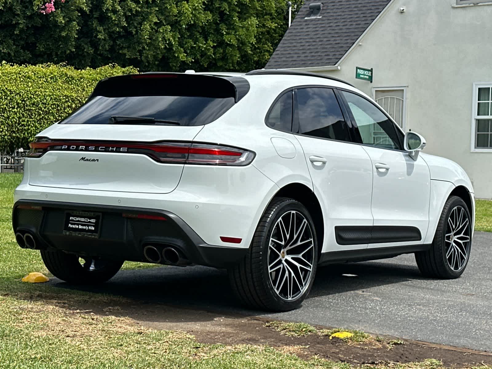 2026 Porsche Macan Macan
