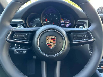 2026 Porsche Macan AWD