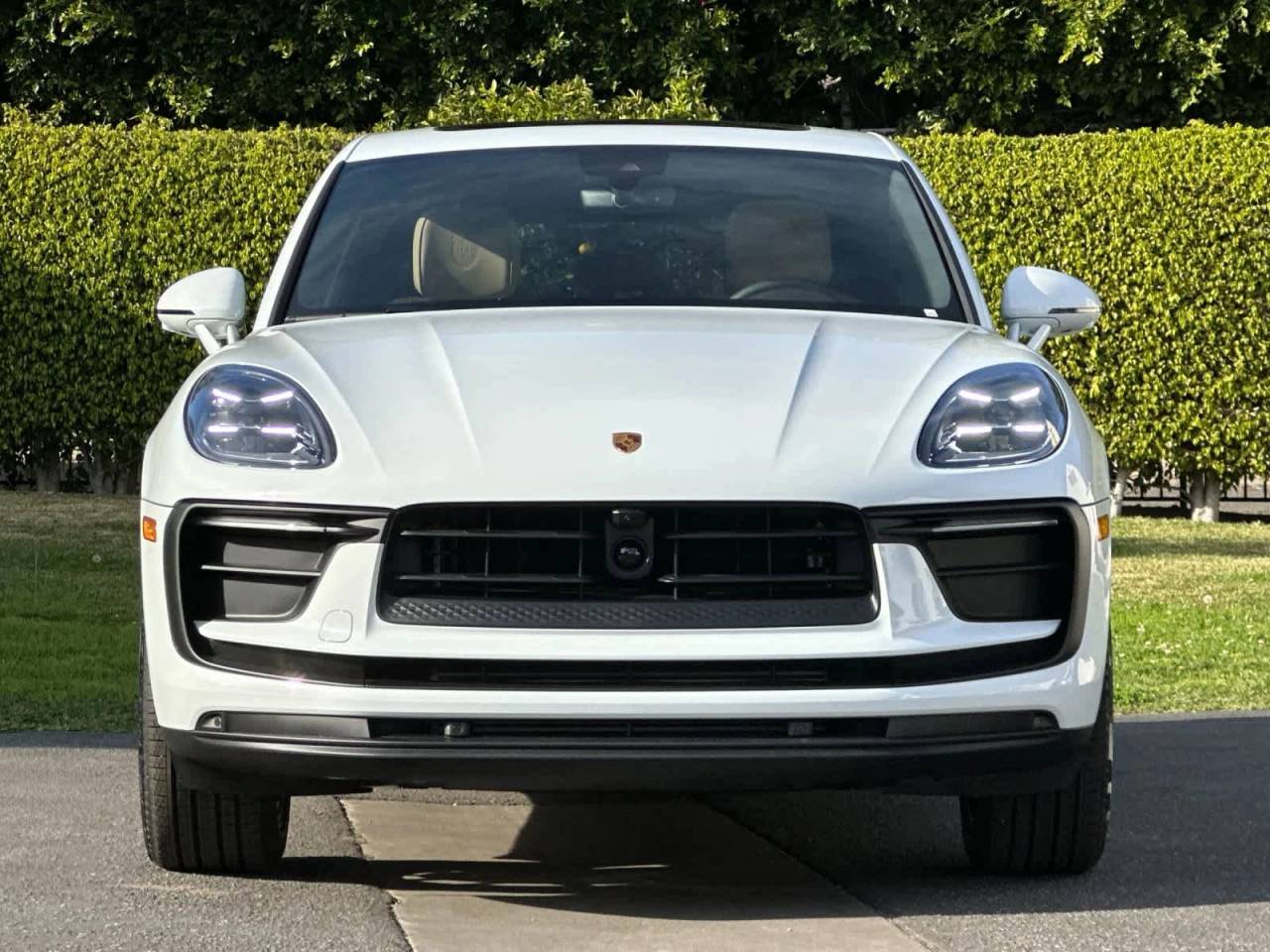 2026 Porsche Macan AWD