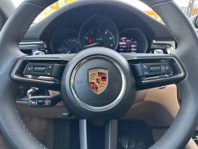 2026 Porsche Macan AWD