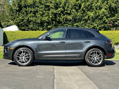 2026 Porsche Macan AWD