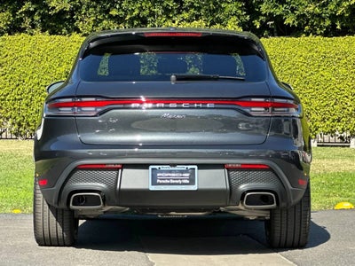 2026 Porsche Macan AWD
