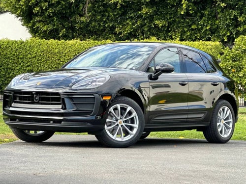 2026 Porsche Macan AWD