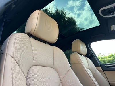 2026 Porsche Macan AWD