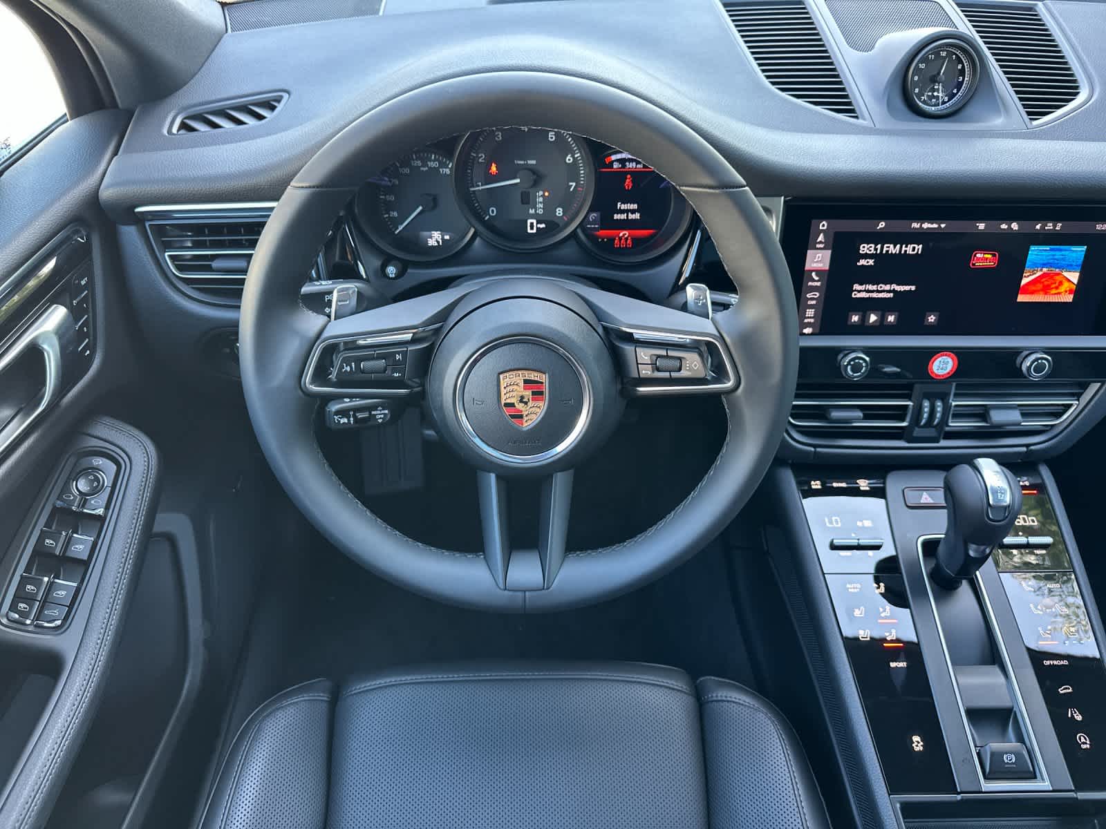 2026 Porsche Macan AWD