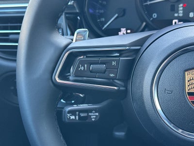 2026 Porsche Macan AWD