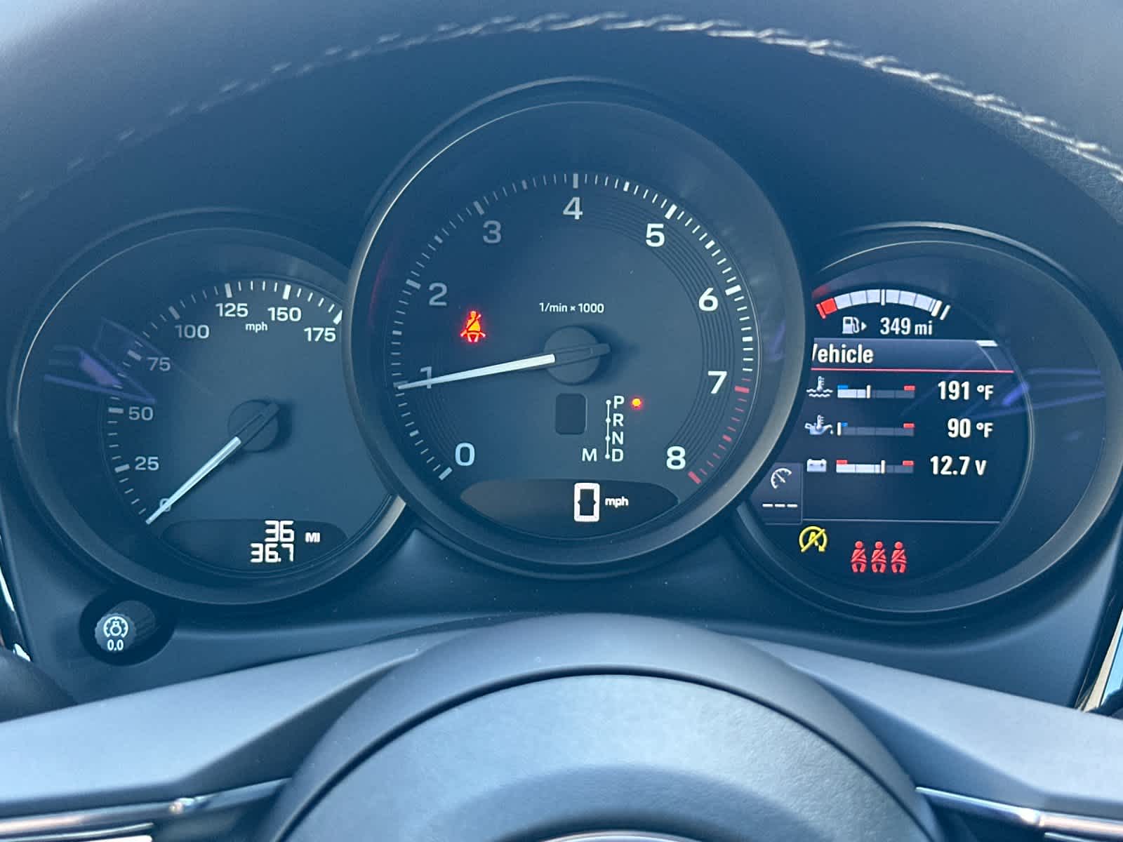 2026 Porsche Macan AWD